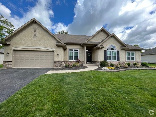 Building Photo - 5789 Victoria Ct