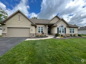 Building Photo - 5789 Victoria Ct
