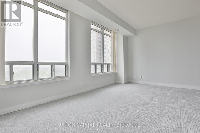 Photo du bâtiment - 8-508 Hillcrest Ave