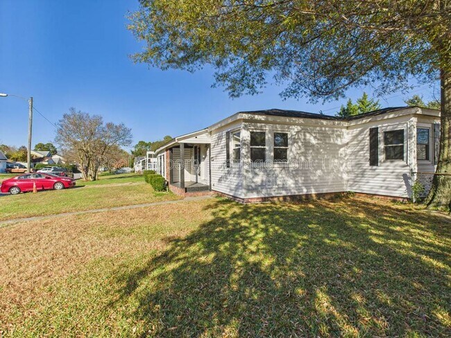 Foto del edificio - 8000 Diggs Rd