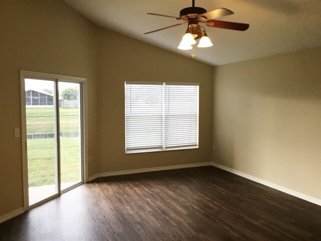 Building Photo - 14212 Colonial Lakes Drive