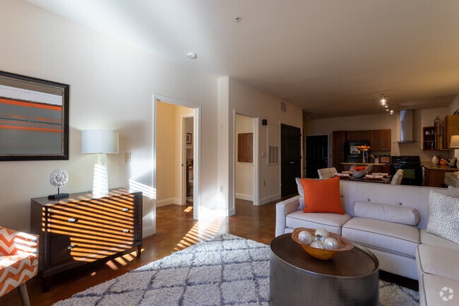 Green - 2BR,2BA - CityView