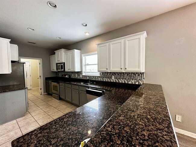 Building Photo - 3821 Branford Ct
