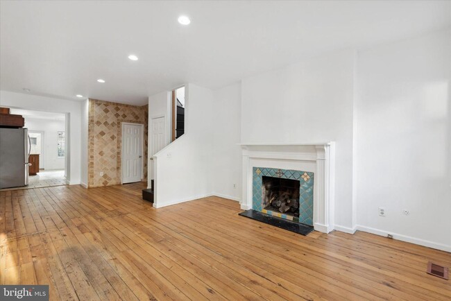 Foto del edificio - 930 N Lawrence St