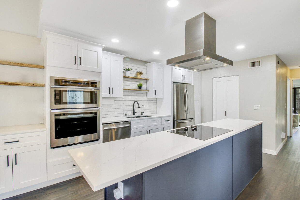 Foto principal - 1004 Summerwinds Ln