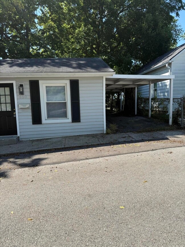 Building Photo - 620 Locust St