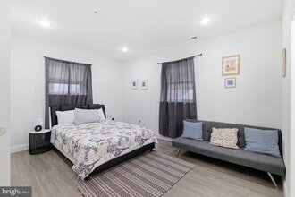 Building Photo - 925 N Broad St