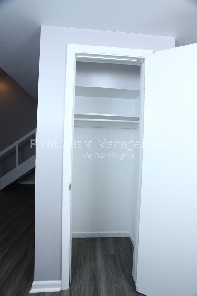Foto del edificio - 1710 N Harvard Ave
