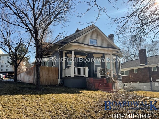 Building Photo - 555 S 900 E