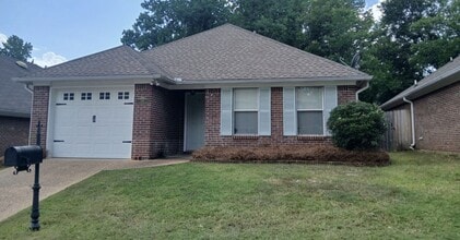 Building Photo - 105 Stonecastle Ct