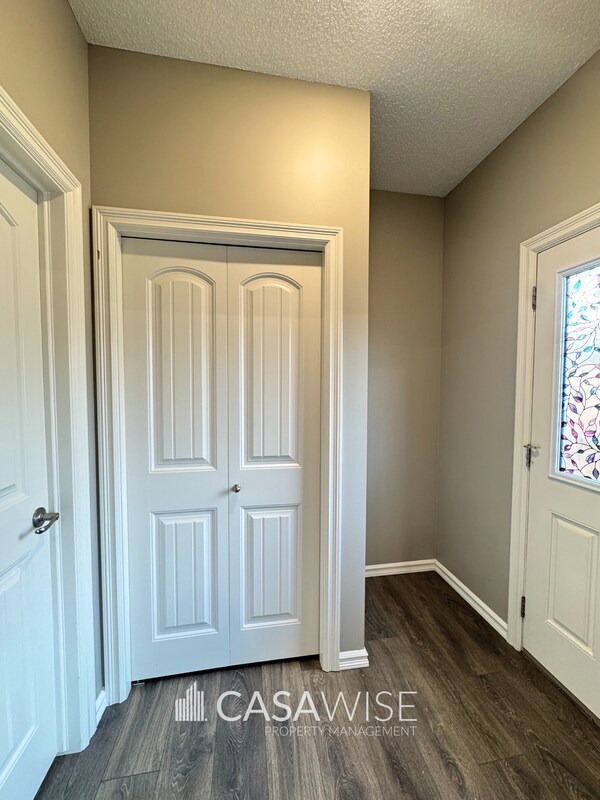 Building Photo - 342 Desrochers Blvd SW