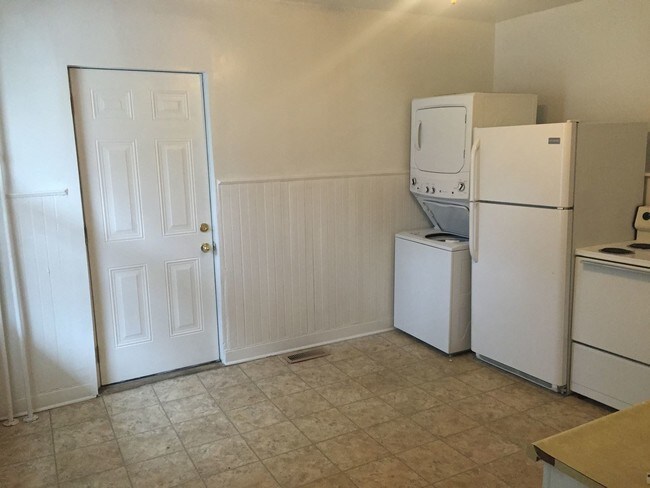 Foto del edificio - 295 Jefferson Ave