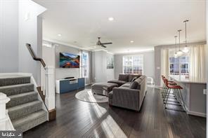 Foto del edificio - 23286 Southdown Manor Terrace