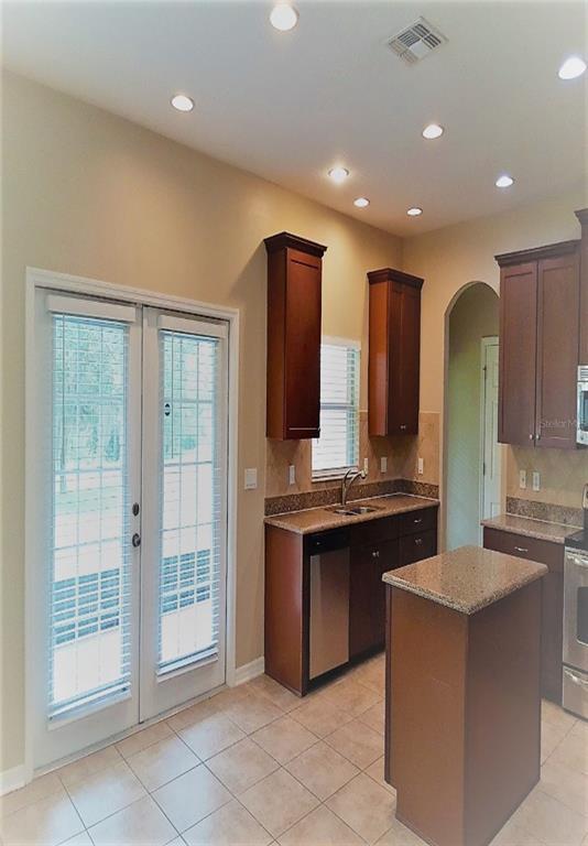 Building Photo - 5612 Remsen Cay Ln