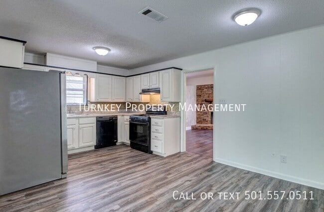 Building Photo - 1301 Stafford Rd