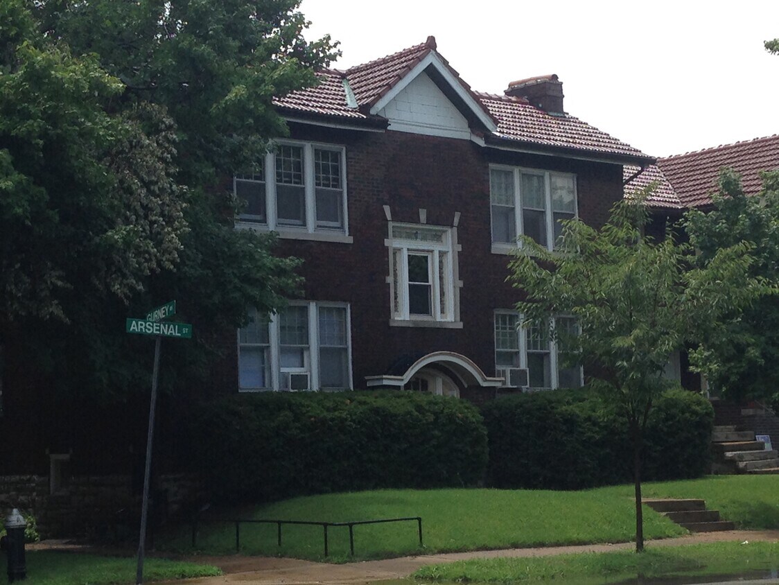 4802 Arsenal St Unit 1W, Saint Louis, MO 63116 4802 Arsenal St Saint