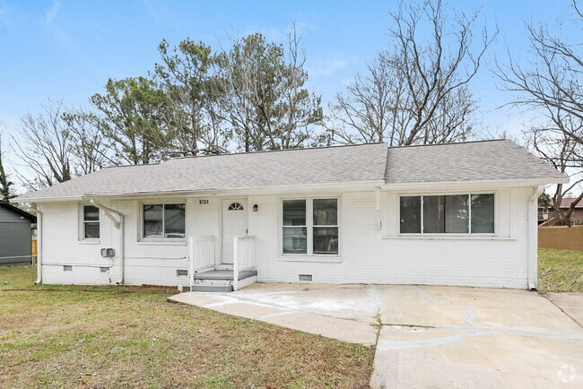 Building Photo - 8721 W Bourne Dr