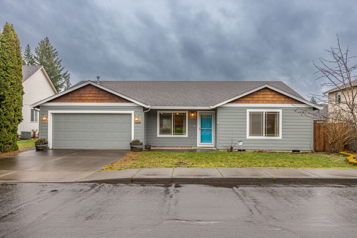 Primary Photo - Three bedroom, plus bonus room, one level ...