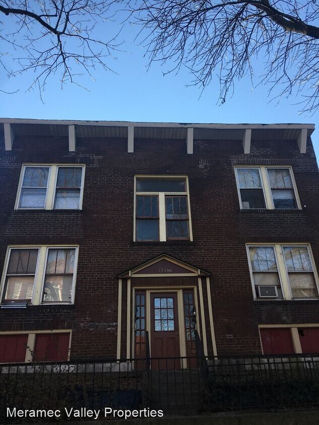 Foto principal - 3706 S Broadway