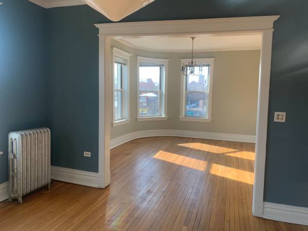 Primary Photo - 3600 N Ashland Ave