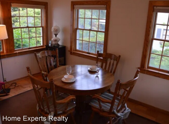 Building Photo - 3 br, 2 bath House - 135 Westbrook Rd