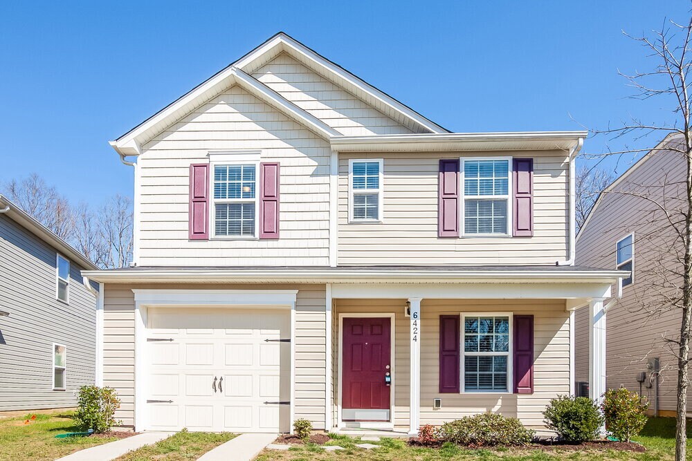 Foto principal - 6424 Pennacook Dr