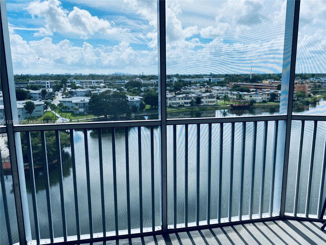 1750 NE 191st St Unit 827, Miami, FL 33179 Apartment for Rent in