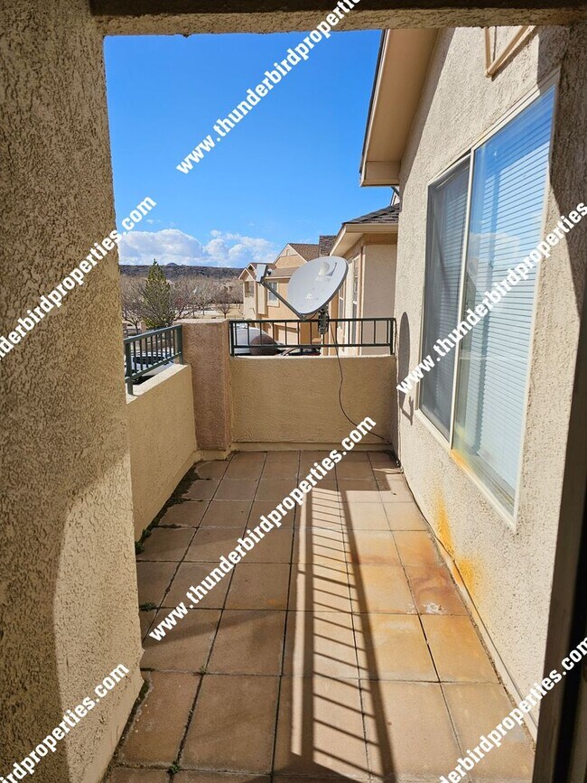 Foto del edificio - Move in special $500 off first month's ren...