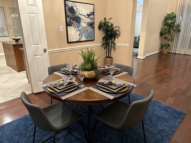 Foto del edificio - 3434 Summer Bay Dr