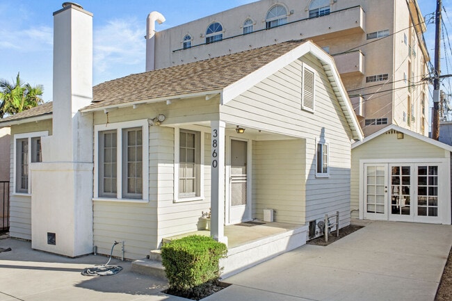 Building Photo - 3860 Goldwyn Ter