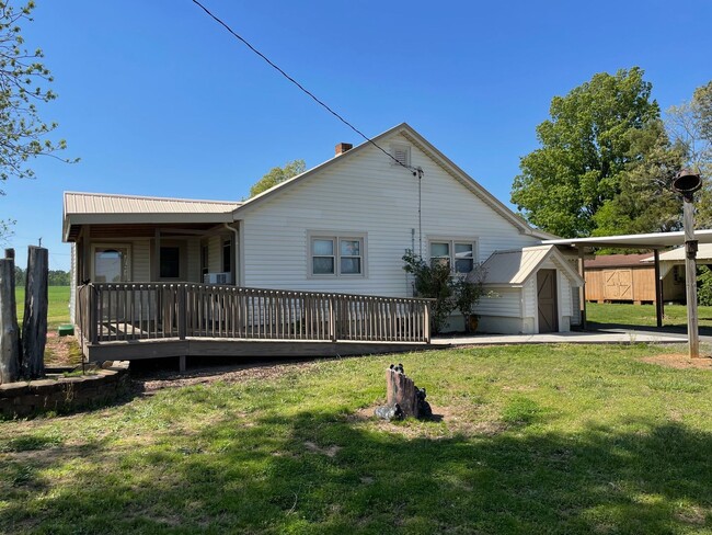 Foto del edificio - 2 BED, 1 BATH HOME LOCATED IN DENTON!