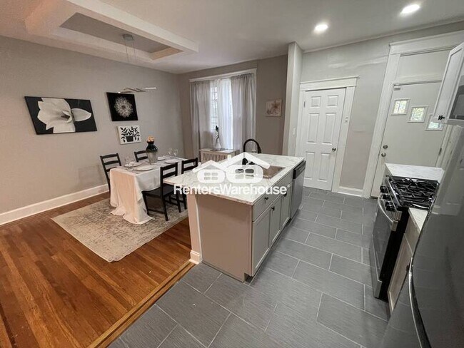 Photo - 1710 E 31st St House