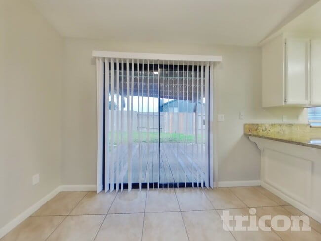 Foto del edificio - 3708 Trapper Ct