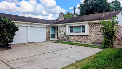 Building Photo - 10523 Huff Dr