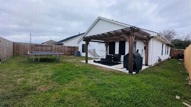 Building Photo - 15839 Kings Cypress Ln