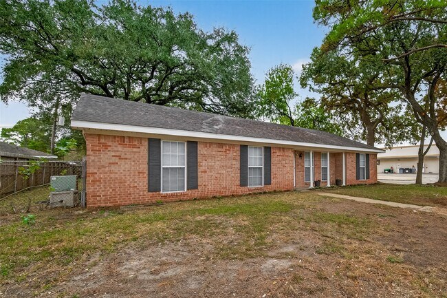 Foto del edificio - 5615 Beechnut St