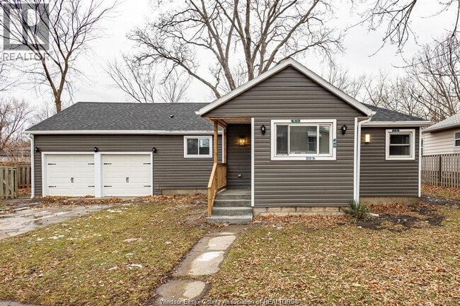 Building Photo - 1179 Prado Pl