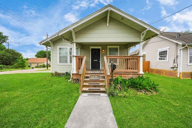 Foto del edificio - 201 W Pitts Ave