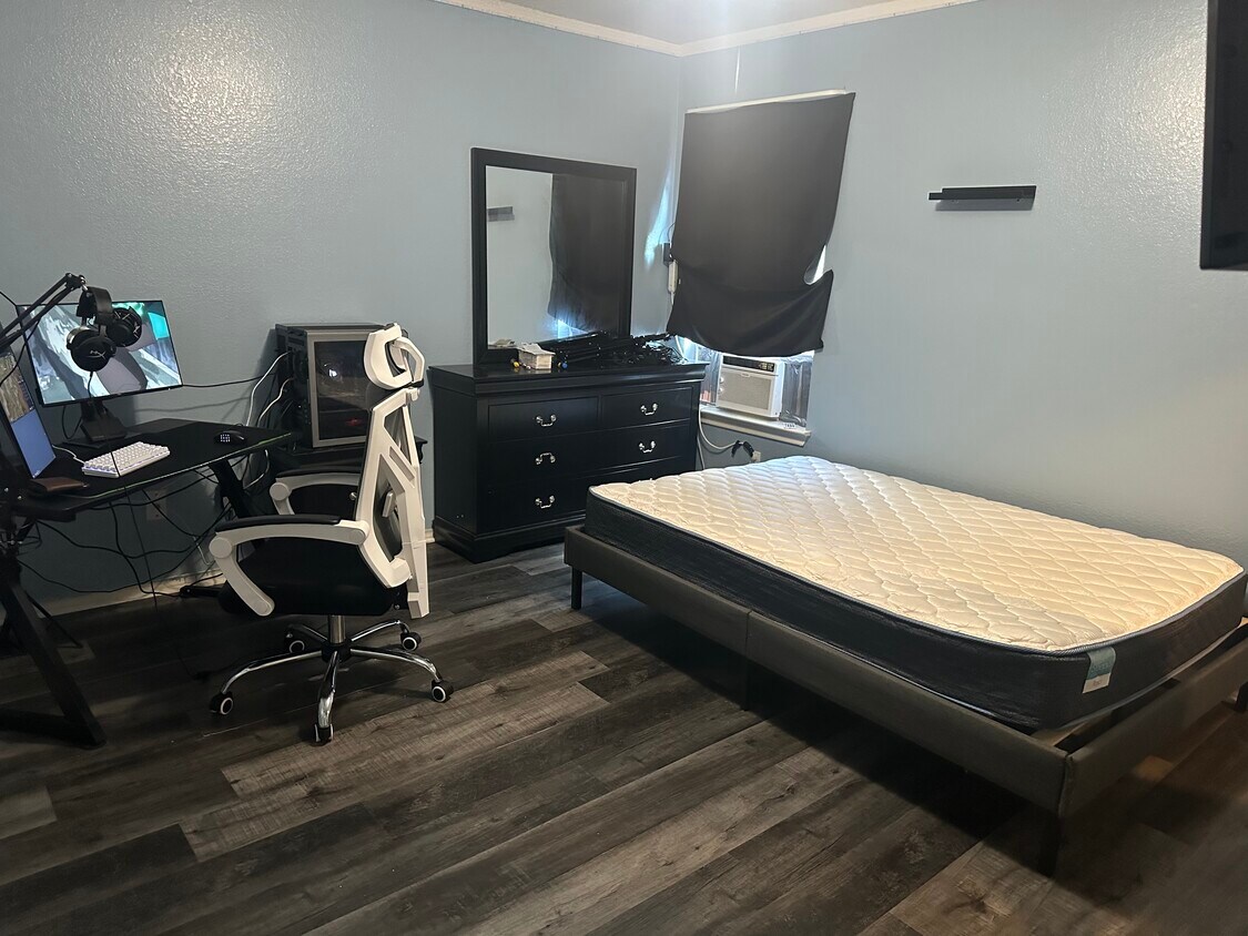 18444 Sun Haven Cv Unit 3, Elgin, TX 78621 Apartments in Elgin, TX