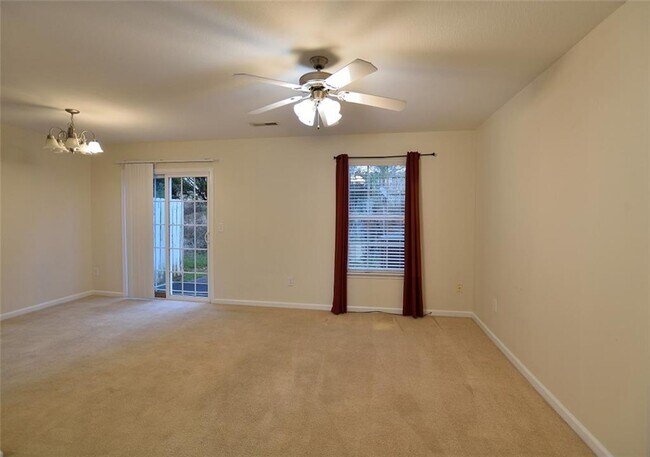 Building Photo - 805 Bellview Way