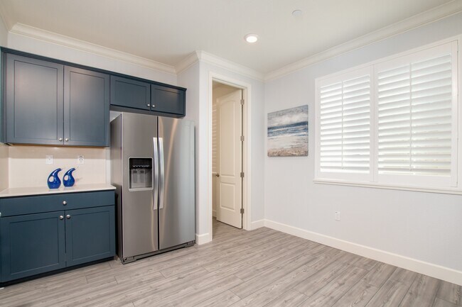 Kitchen - 6432 Laguna Seca Ln
