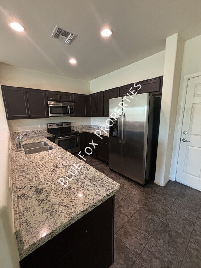 Foto del edificio - 4170 N Thurston Ln