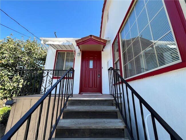 Building Photo - 11187 San Juan St