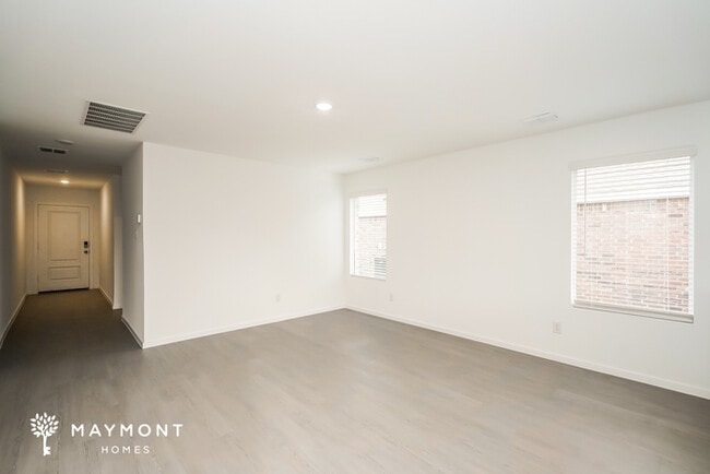 Building Photo - 2017 Welsh Ln