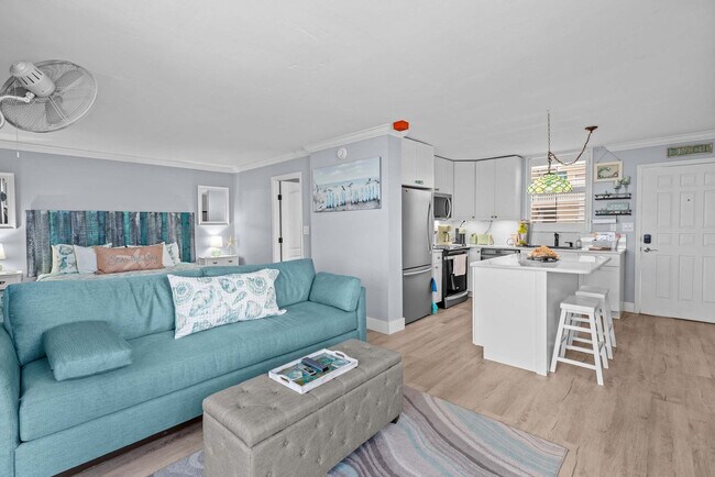 Foto del edificio - 5500 Bonita Beach Rd SW