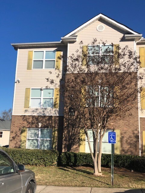 10303 Waldrop Pl, Decatur, GA 30034 - Condo for Rent in Decatur, GA ...