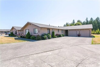 Building Photo - 507 Forest Cir