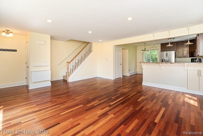 Building Photo - 1147 Tienken Ct