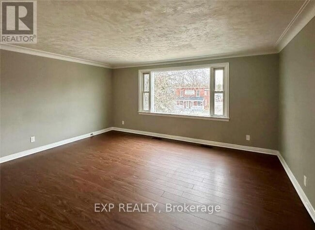 Photo du bâtiment - 1506 Stittsville Main St