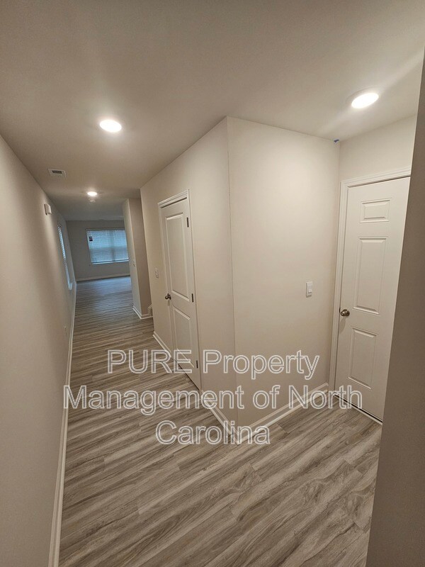 Building Photo - 4125 Lurelin Rd